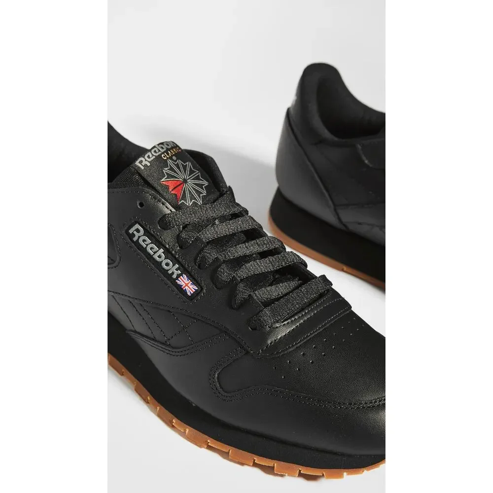 Reebok keeping 👟✨
